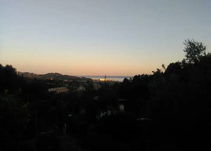 Villino Iso Bed & Breakfast La Spezia